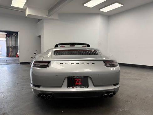 Used 2017 Porsche 911 Carrera image 14
