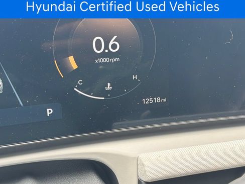 Certified 2025 Hyundai Tucson Limited FWD image 22