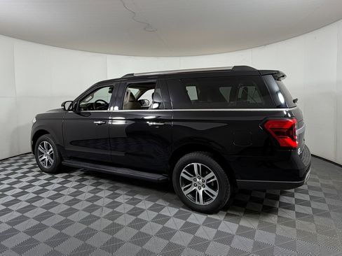 Used 2024 Ford Expedition Max Limited image 3