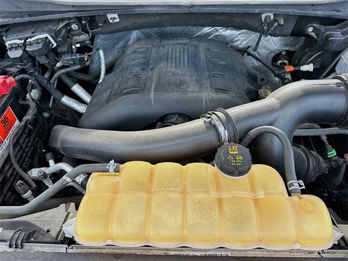 Used 2016 Ford F150 Lariat w/ Equipment Group 502A Luxury image 30