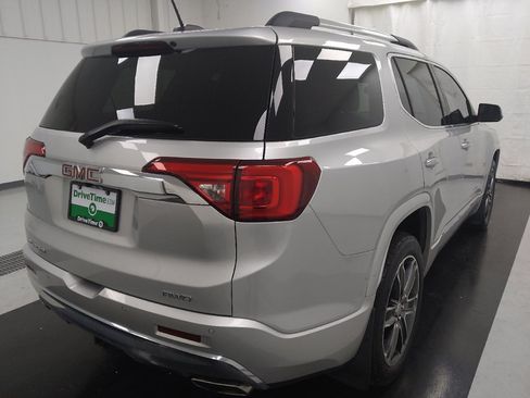 Used 2019 GMC Acadia Denali w/ Technology Package AWD/4WD image 9