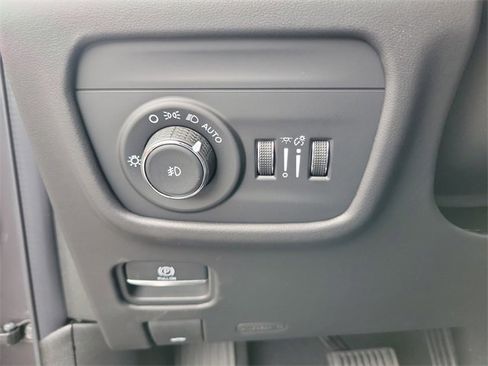 New 2025 Jeep Grand Cherokee L Summit image 25