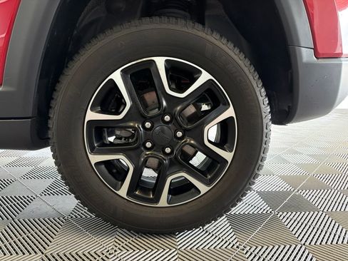 Used 2020 Jeep Compass Trailhawk AWD/4WD image 8