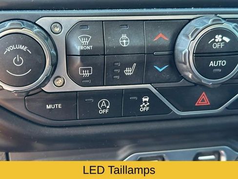 Used 2020 Jeep Gladiator Rubicon AWD/4WD image 37