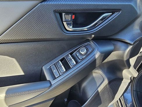 Certified 2025 Subaru Crosstrek 2.5i Limited w/ Crosstrek Mirror Package image 25