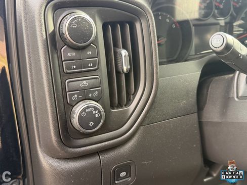 Used 2024 Chevrolet Silverado 1500 Custom Trail Boss AWD/4WD image 9