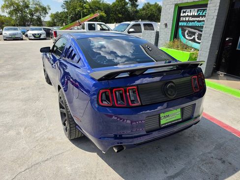 Used 2013 Ford Mustang Coupe RWD image 10