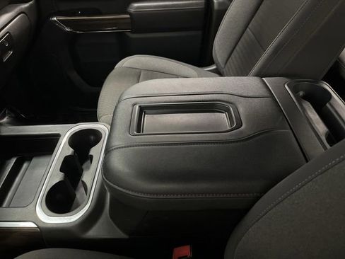 Used 2022 Chevrolet Silverado 2500 LT w/ Convenience Package image 20