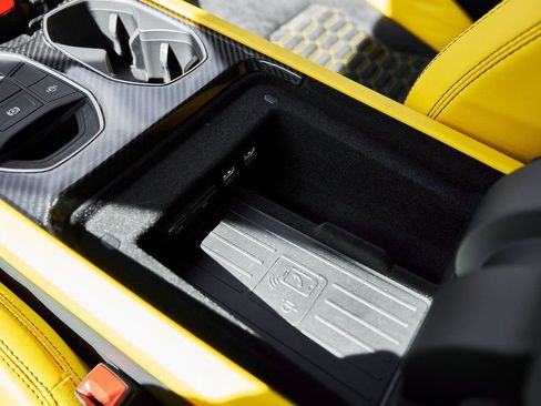 Used 2021 Lamborghini Urus image 65