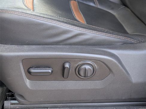 Used 2021 GMC Sierra 1500 AT4 w/ AT4 Value Package image 14