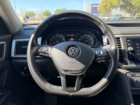 Used 2018 Volkswagen Atlas SE image 18