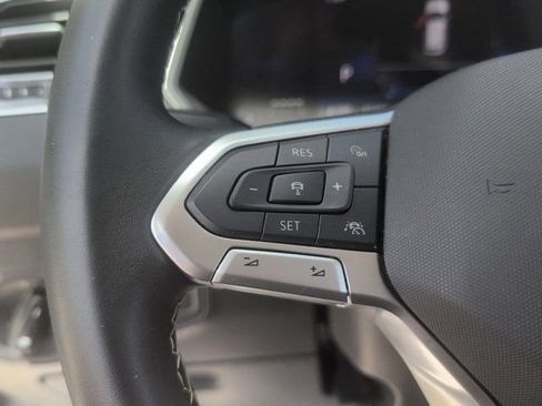 Used 2024 Volkswagen Tiguan S image 20