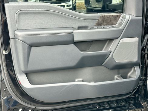 Used 2023 Ford F250 Lariat w/ Lariat Ultimate Package image 15