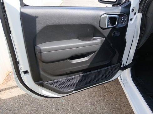 New 2025 Jeep Gladiator Sport image 52