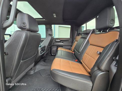 Used 2024 Chevrolet Silverado 2500 High Country w/ Technology Package AWD/4WD image 20