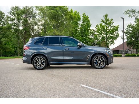 Used 2022 BMW X5 M50i w/ Premium Package AWD/4WD image 4