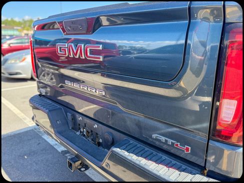Used 2020 GMC Sierra 1500 AT4 w/ AT4 Premium Package image 5