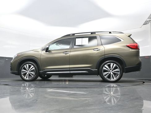 Used 2022 Subaru Ascent Touring AWD/4WD image 32