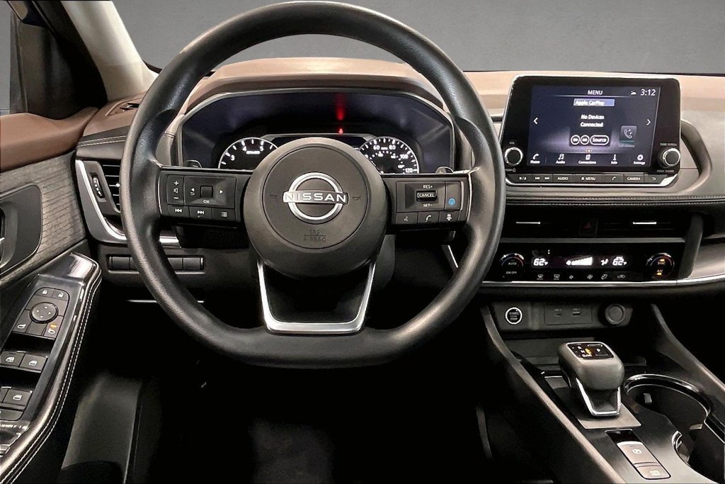 Used 2023 Nissan Rogue SV AWD/4WD image 9