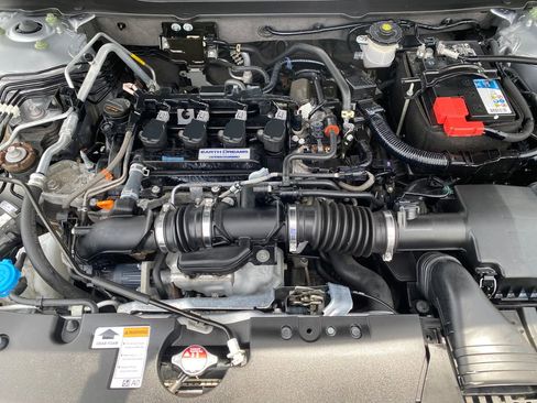 Used 2020 Honda Accord EX image 10