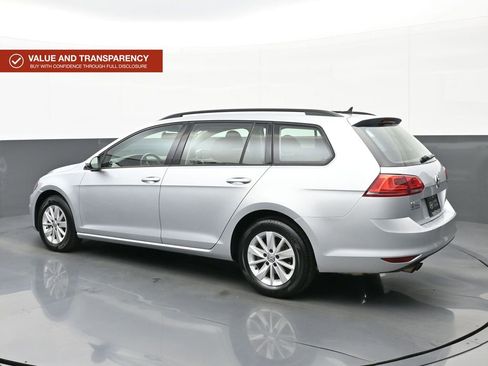 Used 2016 Volkswagen Golf S FWD image 6