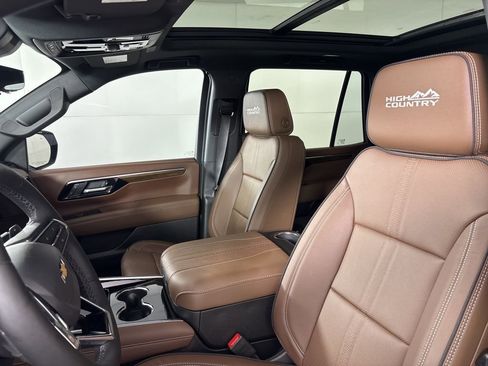 New 2026 Chevrolet Tahoe High Country w/ LPO, Illumination Package AWD/4WD image 31