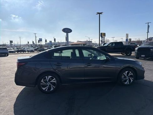 Used 2024 Subaru Legacy Base image 9