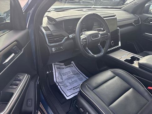 Certified 2024 GMC Acadia Denali w/ Super Cruise Package FWD image 10