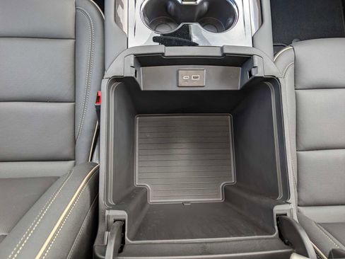 New 2026 GMC Yukon Elevation AWD/4WD image 16