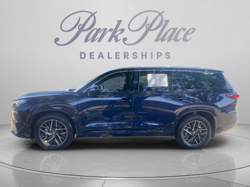 Used 2024 Lexus TX 350 FWD image 2