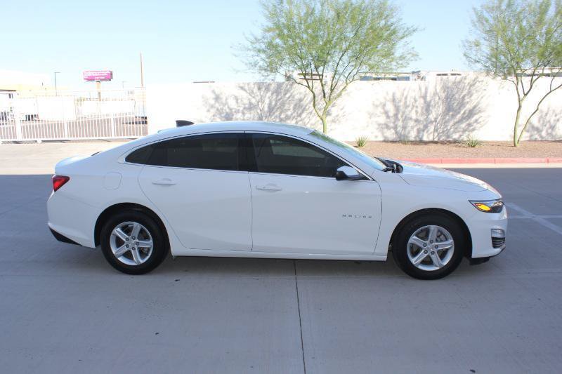 Used 2024 Chevrolet Malibu LS FWD image 4