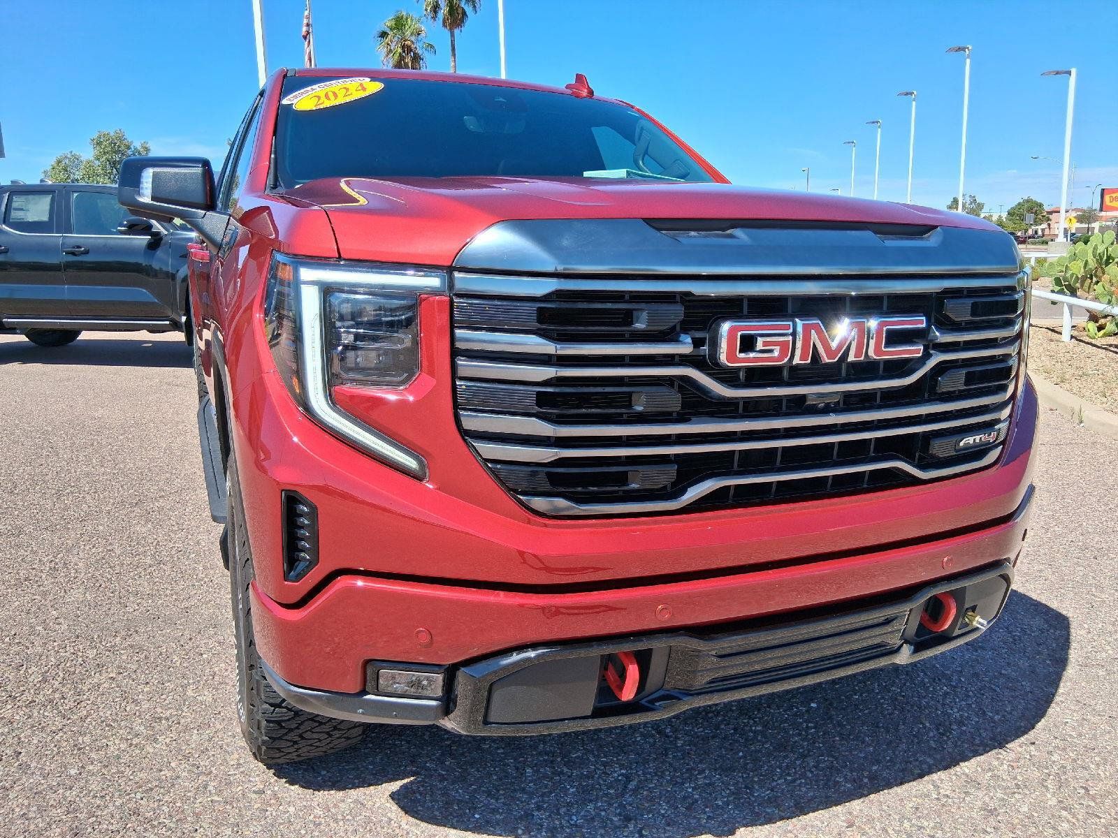 Used 2024 GMC Sierra 1500 AT4 w/ Technology Package AWD/4WD image 16