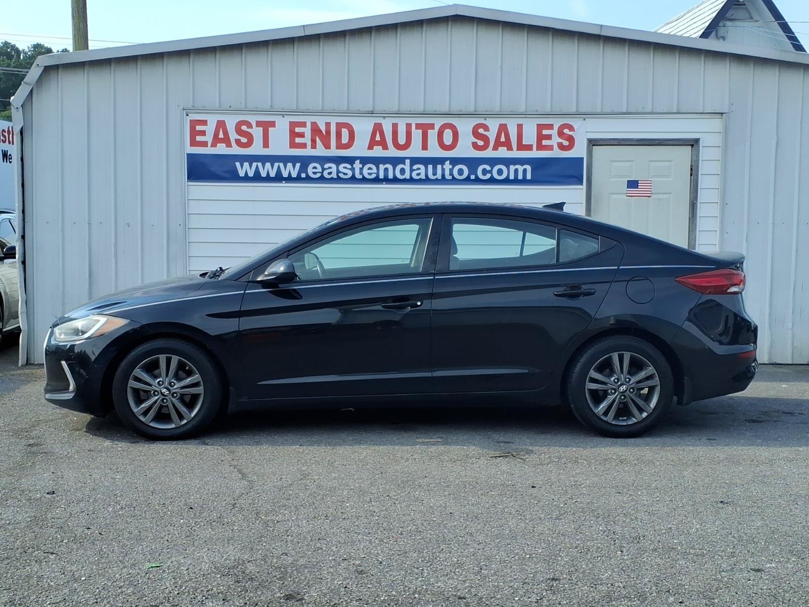 Used 2018 Hyundai Elantra Value Edition FWD image 2