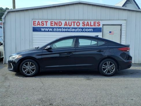 Used 2018 Hyundai Elantra Value Edition FWD image 2