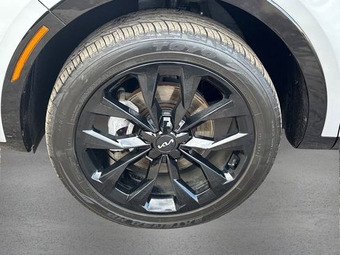 Used 2022 Kia Sorento SX image 12