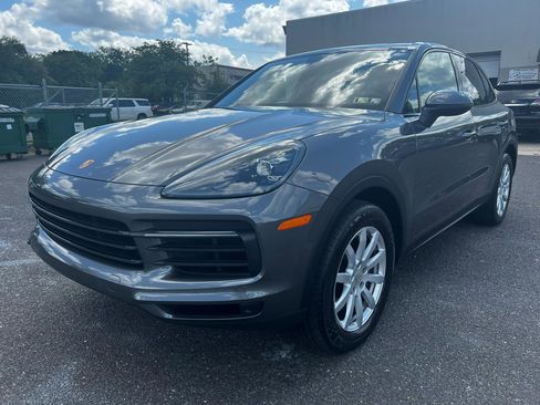 Used 2021 Porsche Cayenne AWD/4WD image 1