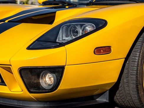 Used 2006 Ford GT image 35