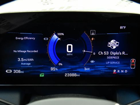 Used 2025 Chevrolet Equinox EV LT FWD image 37
