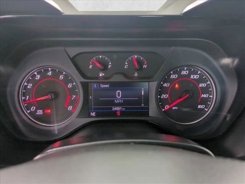Used 2023 Chevrolet Camaro LT RWD image 11