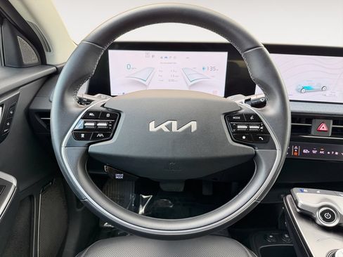 Used 2023 Kia EV6 Wind RWD image 23