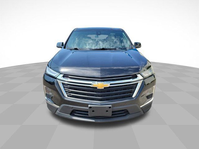 Used 2023 Chevrolet Traverse LS AWD/4WD image 2