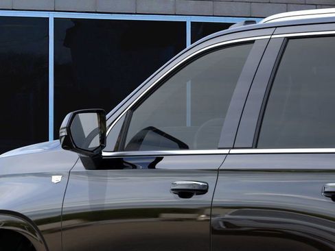 New 2025 Cadillac Escalade Luxury image 12