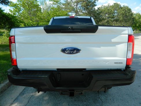 Used 2019 Ford F250 XL AWD/4WD image 8