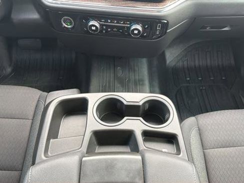 Used 2024 GMC Sierra 1500 Elevation AWD/4WD image 8