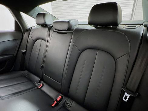 Used 2017 Audi A6 2.0T Premium image 22