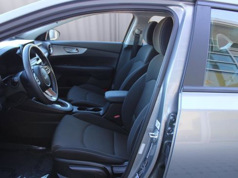 Used 2023 Kia Forte LXS image 30