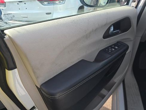 Used 2024 Chrysler Voyager LX FWD image 12