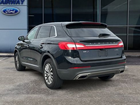Used 2016 Lincoln MKX Select image 4