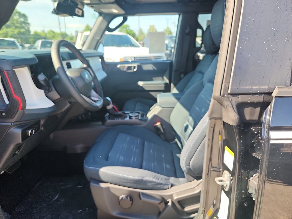 New 2026 Ford Bronco Heritage Edition AWD/4WD image 6