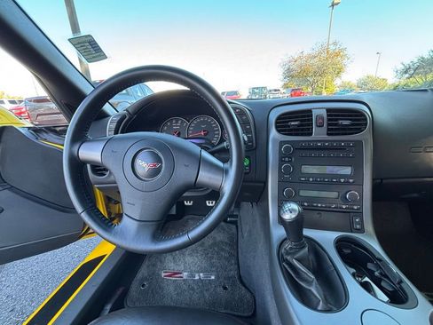 Used 2006 Chevrolet Corvette Z06 w/ Preferred Equipment Group image 22